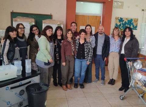 Entregaron equipamiento para reforzar el Servicio Alimentario Escolar en más de 20 instituciones