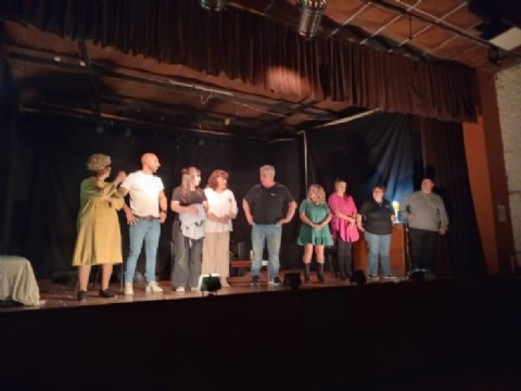 VIDEO | La obra de teatro "Compulsivos" continúa su exitosa gira teatral por la región