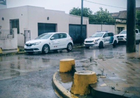 Conmoción entre los vecinos: una abuela de 80 años sufrió un violento robo en su casa