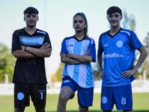 Argentino lanzó su propia marca de indumentaria: “Somos Más”