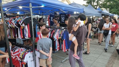 La Feria en la Plaza fue reprogramada por las condiciones climáticas