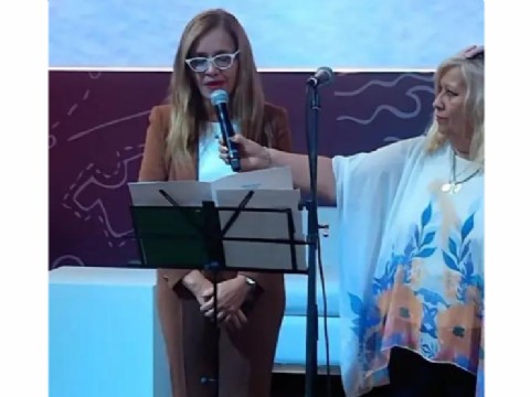 La inspectora Daniela Acuña participó de la Feria del Libro en CABA