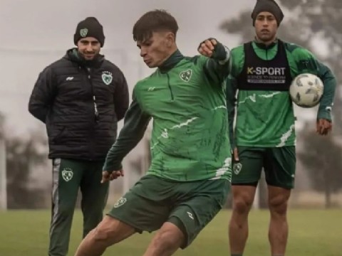 Franco Calderón consolida su lugar en la Reserva de Sarmiento de Junín y arranca una nueva pretemporada