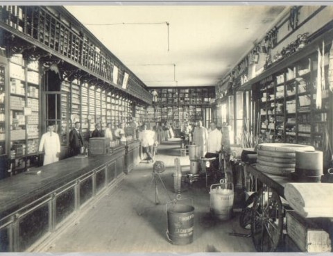 Tienda de Ramos Generales "Casa Herrán"