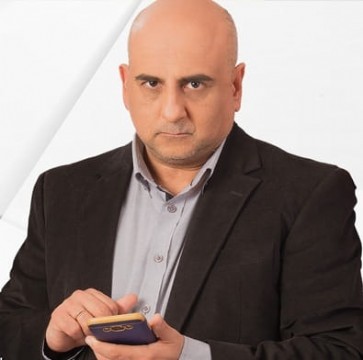 Mario Rubén Casalongue: el periodista que salió de abajo y desafió el poder