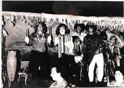 Ritmo, alegría y diversión en los corsos rojenses