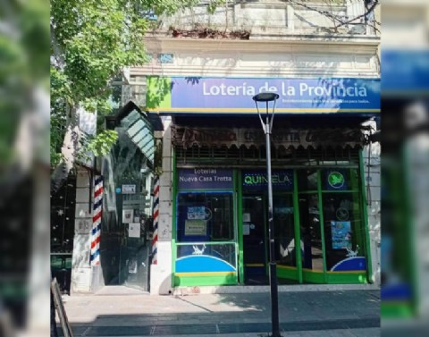 Pergamino: un desprendimiento en la peatonal casi termina en tragedia