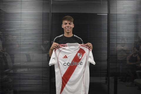De Rojas a la Sudamericana: Santiago Espíndola fue incluido en la lista internacional de River