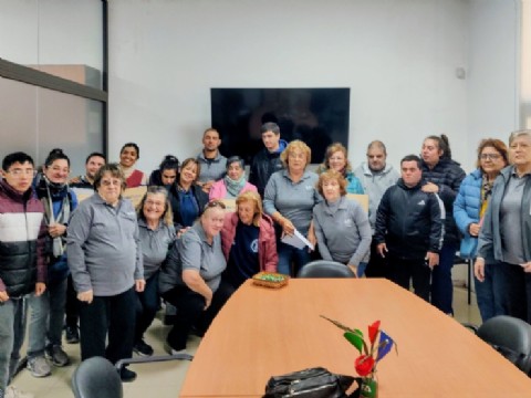 AFA entregó repelentes a instituciones de la comunidad