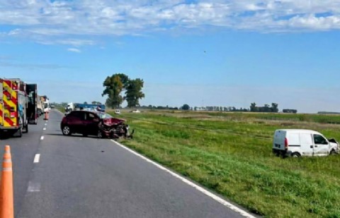 Un rojense resultó herido tras un violento choque frontal en la Ruta 188