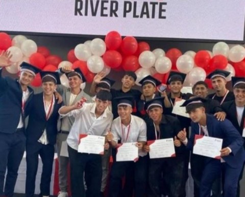 Santiago Espíndola, el juvenil que Marcelo Gallardo sigue de cerca para el River 2026