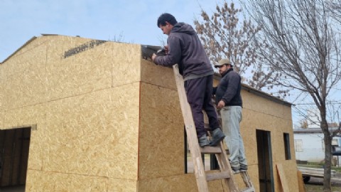 Se reactivaron las obras del SUM en Barrio Evita y avanza un espacio clave para la comunidad