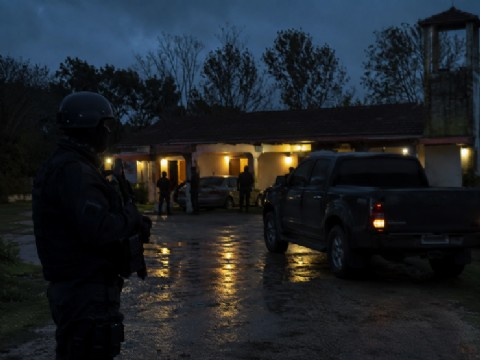 Allanaron el ex motel Kamao y secuestraron droga en una vivienda del predio