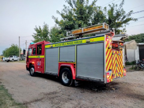 Se incendió una moto en Barrio Progreso: los vecinos lograron apagar el fuego y no hizo falta intervención de Bomberos