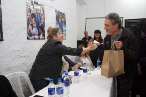 Garello inauguró la unidad básica de La Corriente de Chacabuco con la presencia de Cristina Álvarez Rodríguez