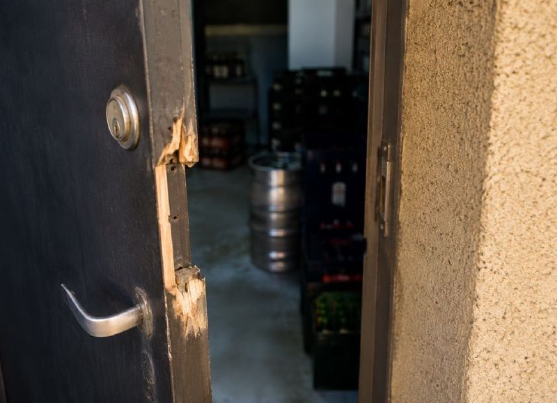 Boquetero en una cervecería: identificaron al acusado y recuperaron parte de lo robado