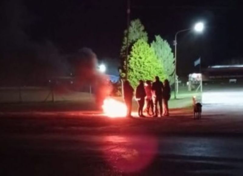Trabajadores de Almar iniciaron medidas de fuerza y exigen respuestas por la situación de la planta