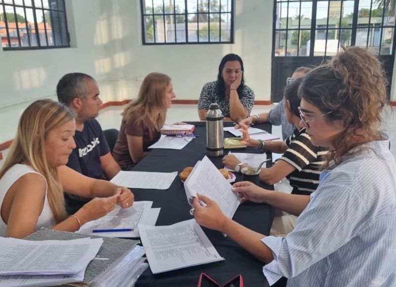 El Consejo Municipal de Becas inició la evaluación de las postulaciones para 2026