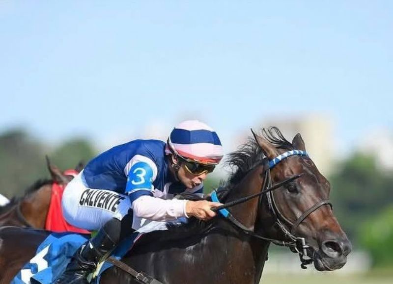 Emiliano Calvente coronó un sábado inolvidable con tres triunfos en Palermo