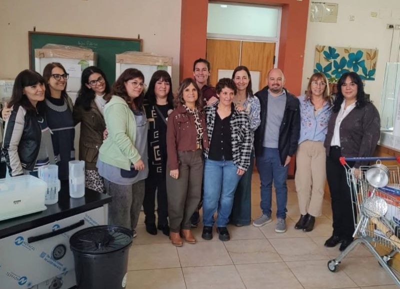 Entregaron equipamiento para reforzar el Servicio Alimentario Escolar en más de 20 instituciones