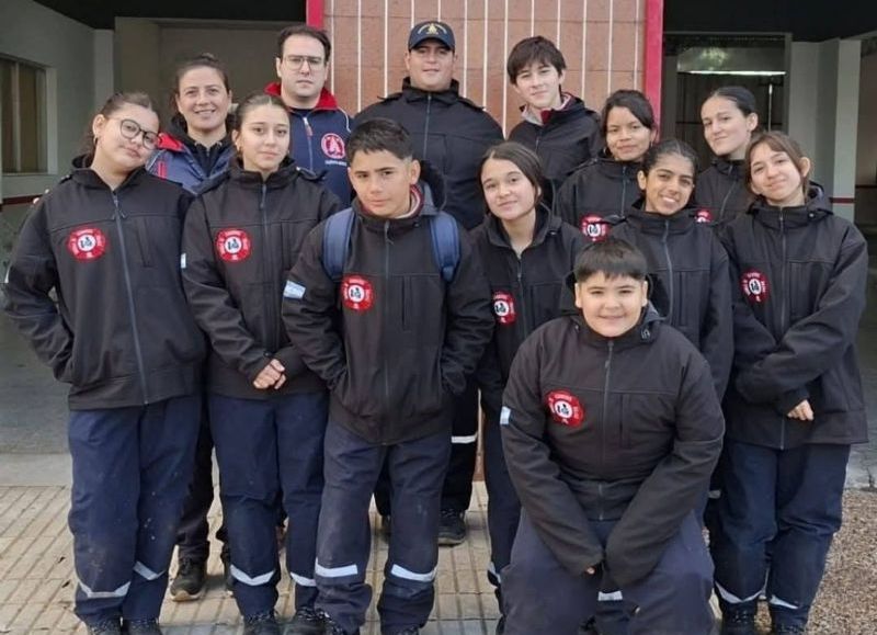 La Escuela de Cadetes de Bomberos Voluntarios tuvo un fin de semana cargado de actividades