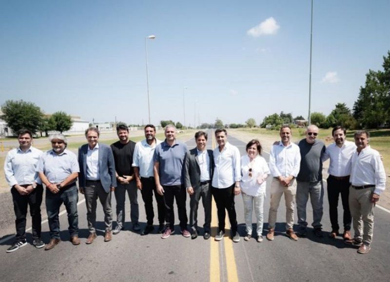 Kicillof habilitó la repavimentación de la Ruta 31 en Salto: dirigentes locales estuvieron presentes