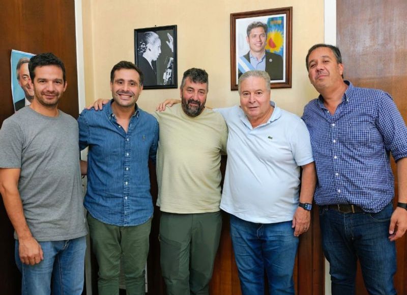 La Municipalidad recibió la visita del militante social Carlos Bertola