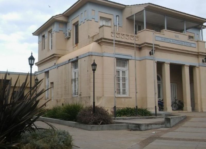 Trabajadores y profesionales de la salud realizarán un abrazo simbólico al Hospital local