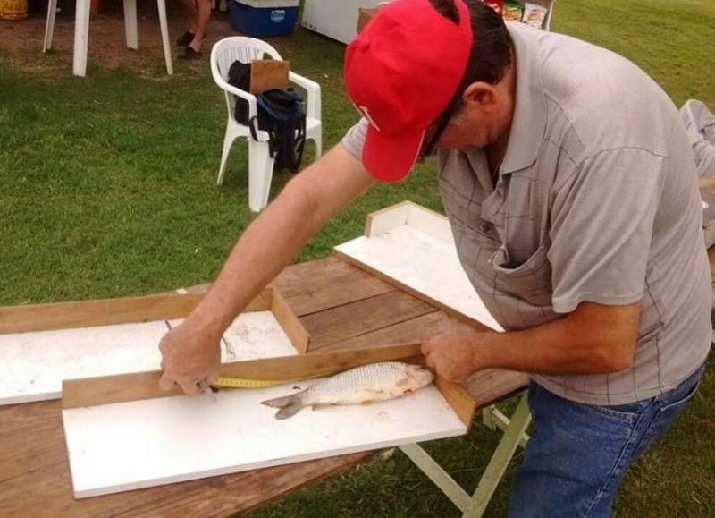 El municipio convoca a un concurso de pesca para compartir una jornada recreativa