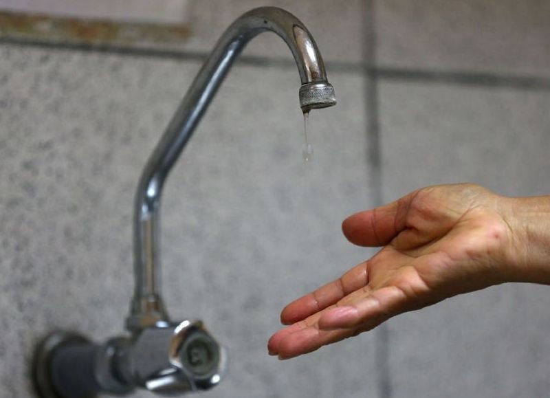 Habrá un corte total de agua potable este jueves por trabajos en la red