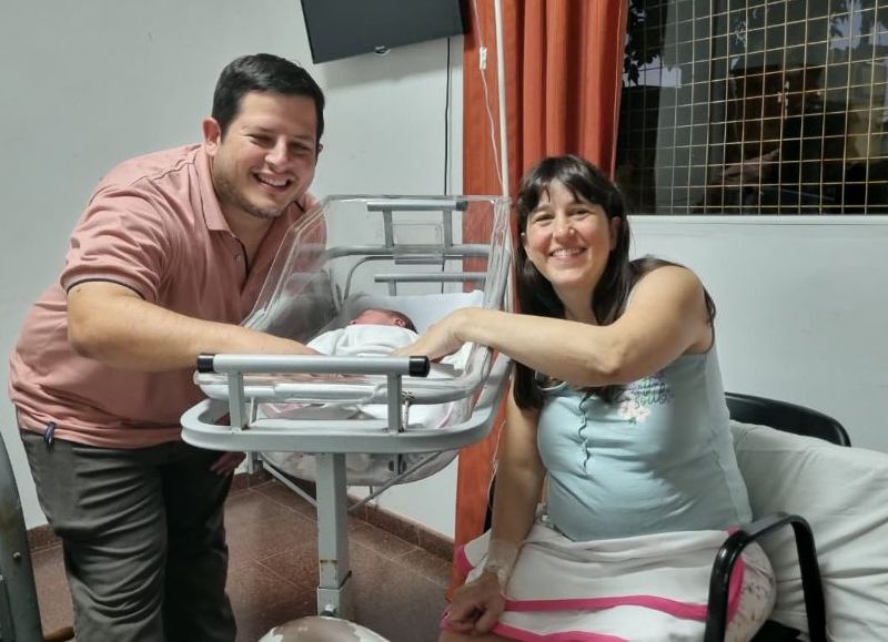 ¡Bienvenida Delfina Veliz!: la primera bebé del 2026 en la ciudad
