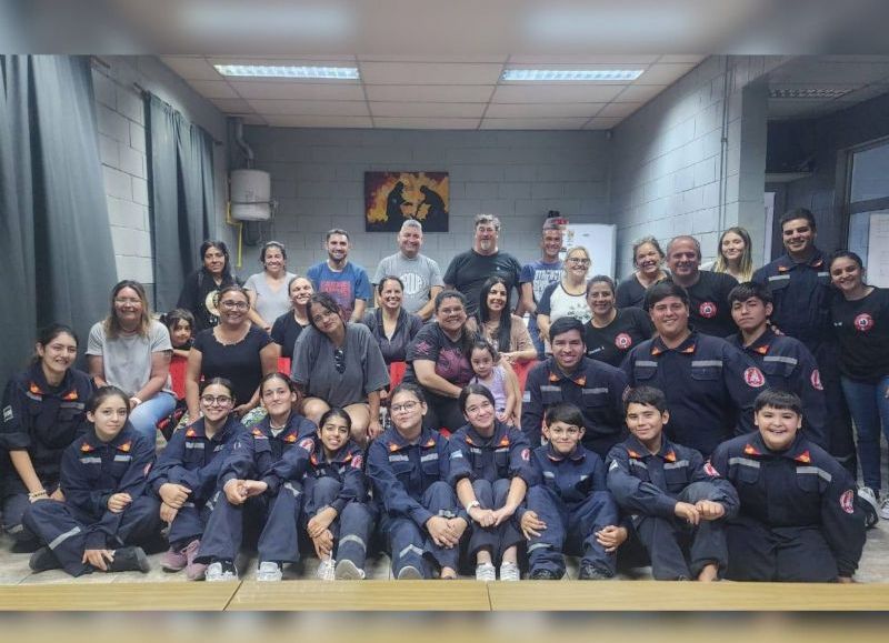 La Escuela de Cadetes de los Bomberos Voluntarios cerró el ciclo lectivo con un balance positivo