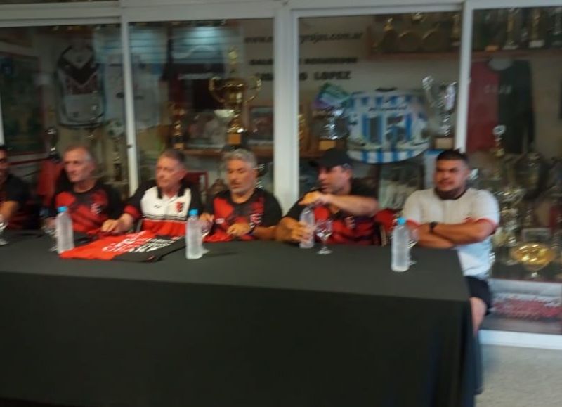 Jorge Newbery ya tiene nuevo cuerpo técnico: presentaron a Nicolás Mangione