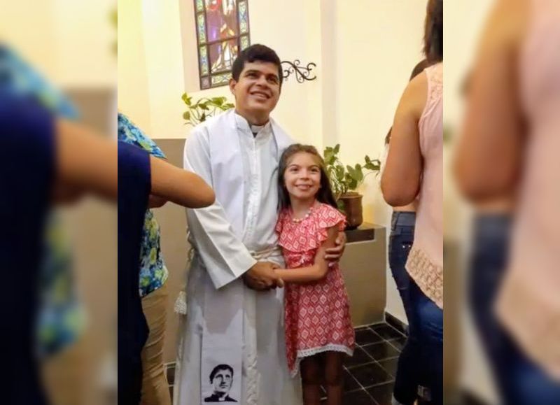 ¡Feliz cumpleaños, padre Jesús Esquivel!