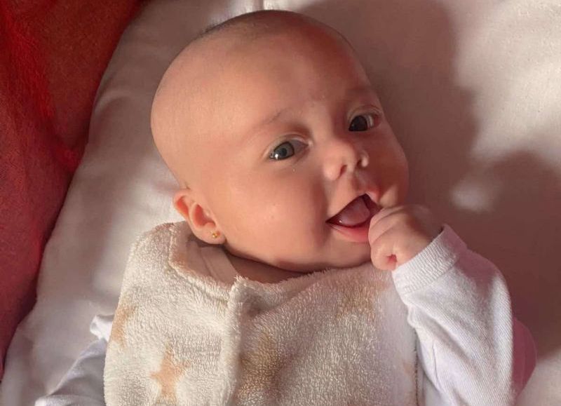 Realizan una rifa solidaria para ayudar a Sara con una operación por pie bot