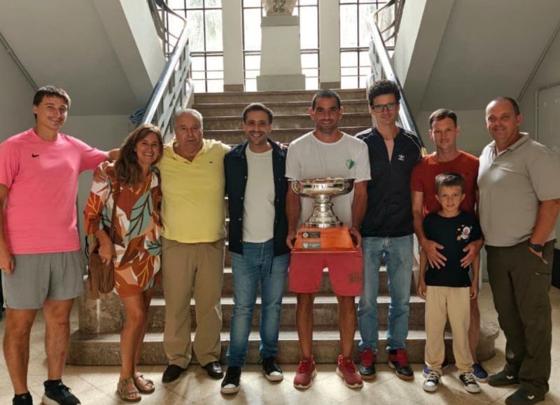 Salto: el municipio reconoció al equipo de Inés Indart, campeón del Torneo de Localidades 2025