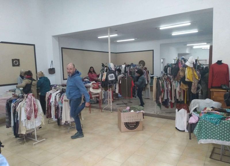 Feria de la moda circular: se llevará a cabo una jornada solidaria con liquidación de prendas
