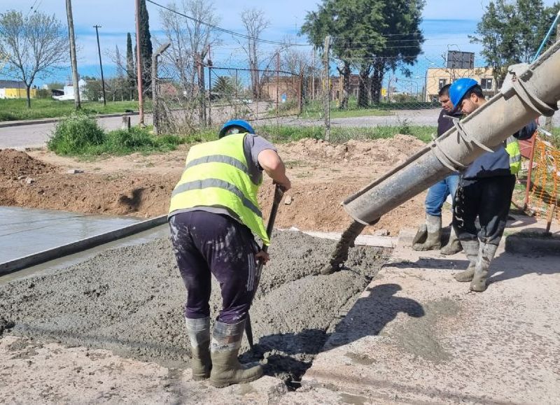 Avanza la repavimentación en Barrio Progreso: cortes de tránsito y nuevas mejoras en vías clave