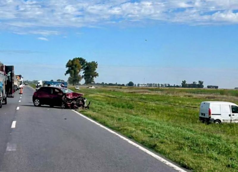 Un rojense resultó herido tras un violento choque frontal en la Ruta 188
