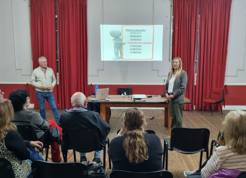 Comenzó el Taller de Inteligencia Artificial en el Centro Cultural Ernesto Sábato