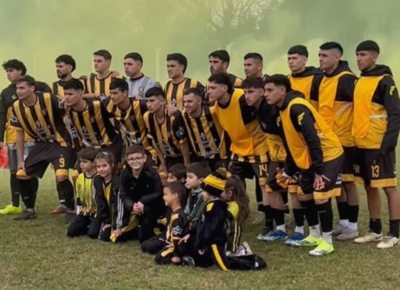 VIDEO | El Huracán venció 2 a 1 a Argentino sobre el final y quedó mejor parado para la revancha
