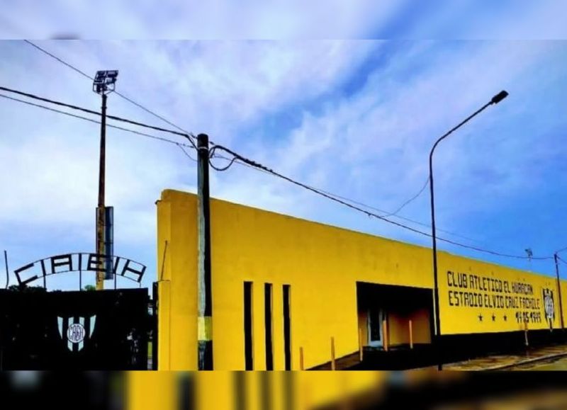 Un incendio en una garrafa generó preocupación en la sede del club El Huracán
