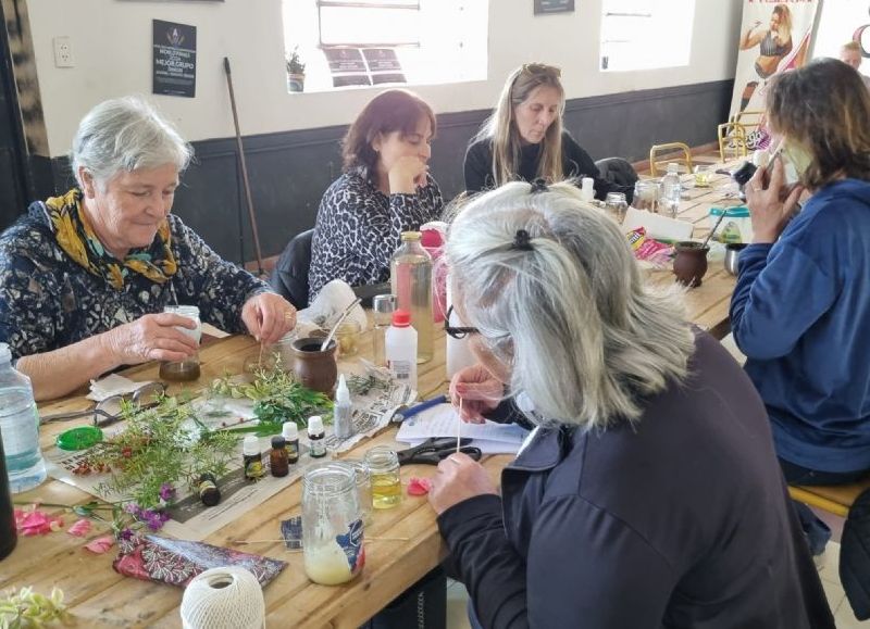 Continúa el Seminario de Jardinería Especial