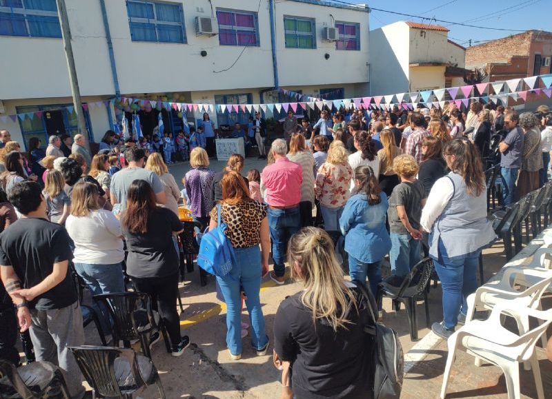 Se llevó a cabo una emotiva celebración por los 75 años del Jardín 901 "María Luisa Roqués"