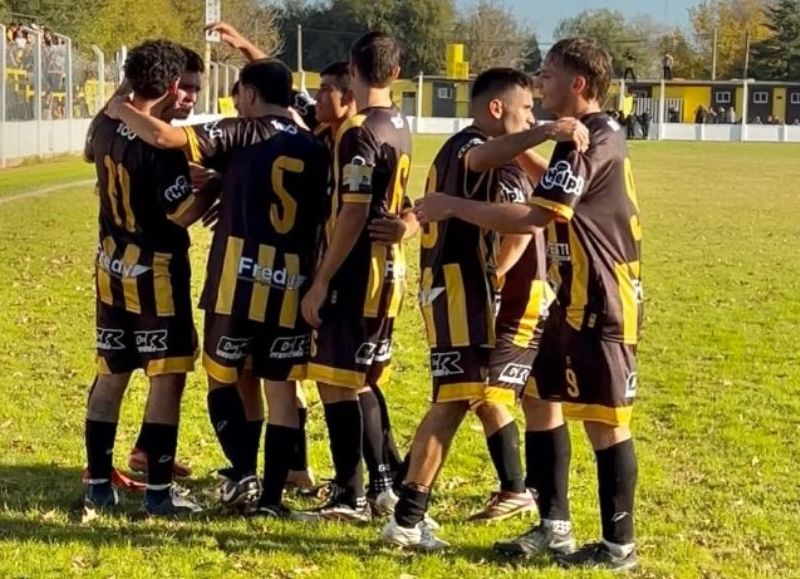 La Liga de fútbol confirmó una agenda cargada de partidos entre jueves y domingo