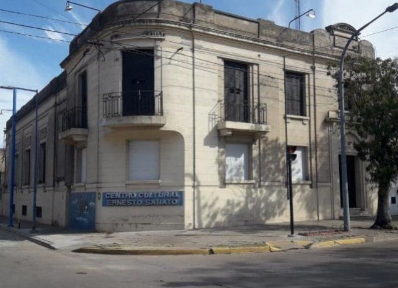 Se actualizó el cronograma de talleres gratuitos en el Centro Cultural Ernesto Sabato