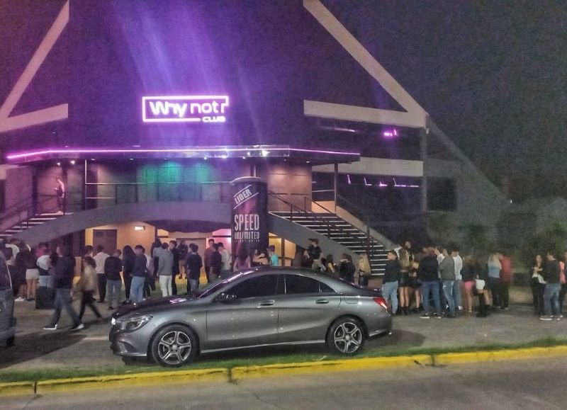 VIDEO | Entraron a robar y provocaron un incendio en el histórico boliche Specktra de Pergamino