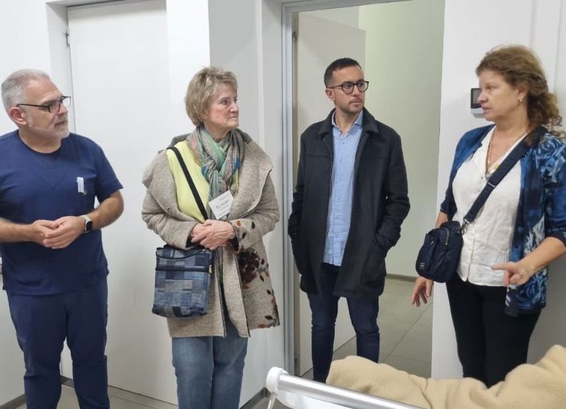 Autoridades del hospital local recibieron a delegación internacional del Rotary y compartieron proyectos de salud