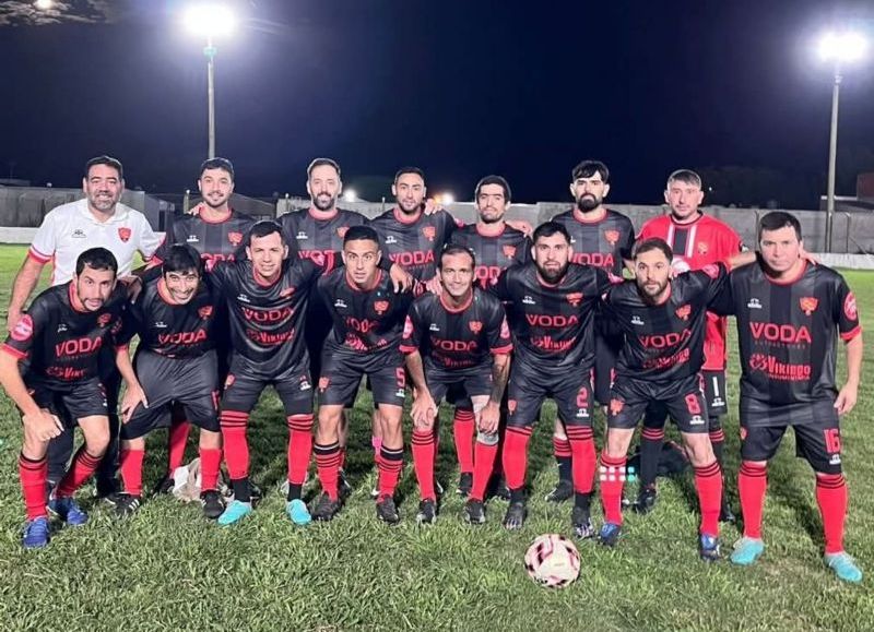 Carabelas y El Huracán definen el Torneo Relámpago Senior