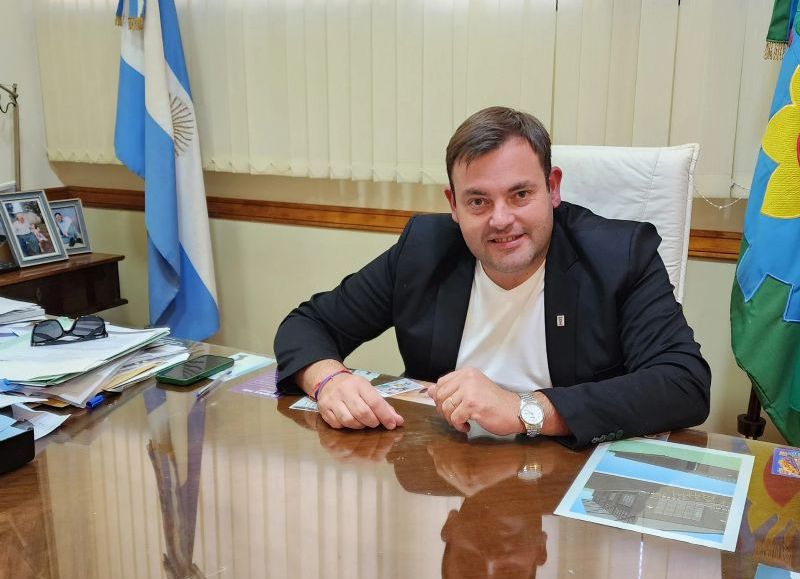 Este jueves cumple años el intendente Román Bouvier